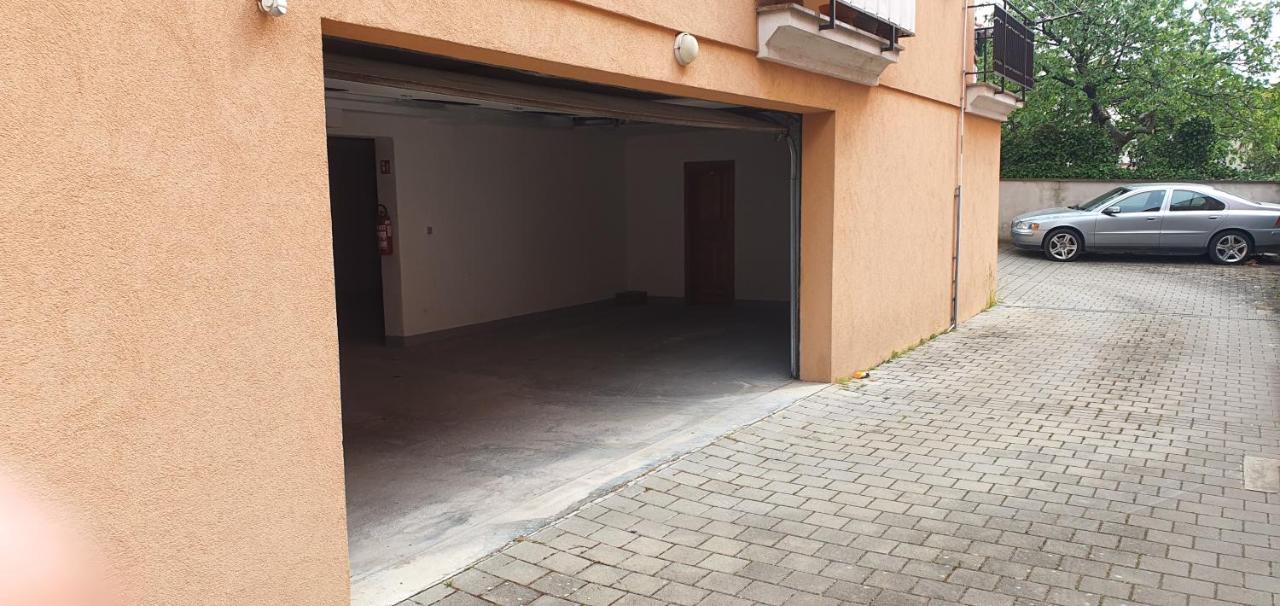 Santa Eufemia Rovinj 10Min Walk To City & Free Garage Parking Apartment Exterior photo